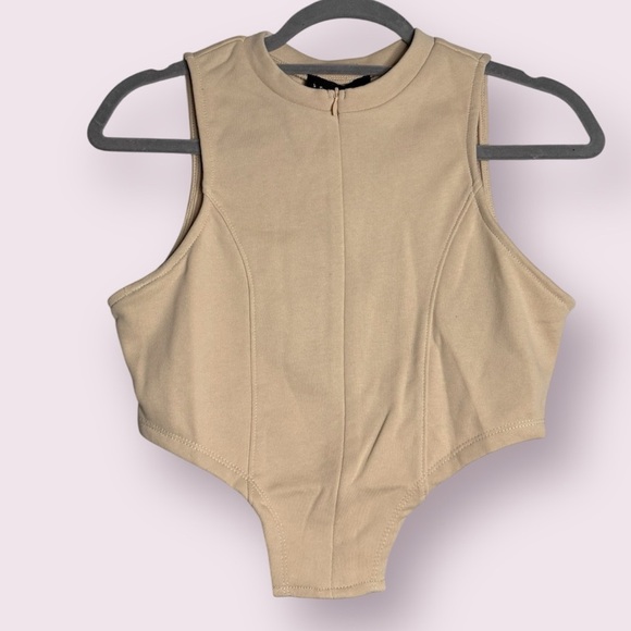 No Vacancy Neutral Tan Crop Top Small - Picture 1 of 8